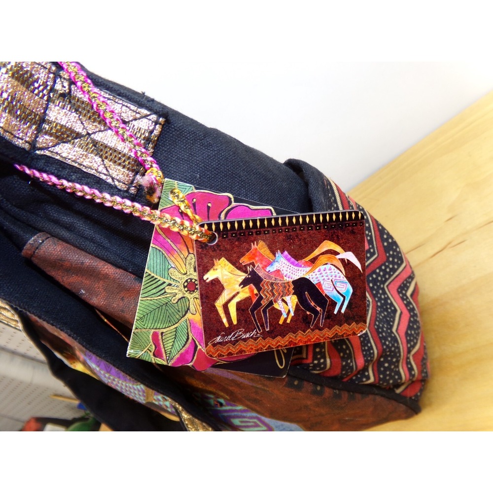 Artistic Horse Print Shoulder Bag - Picture 6 of 11